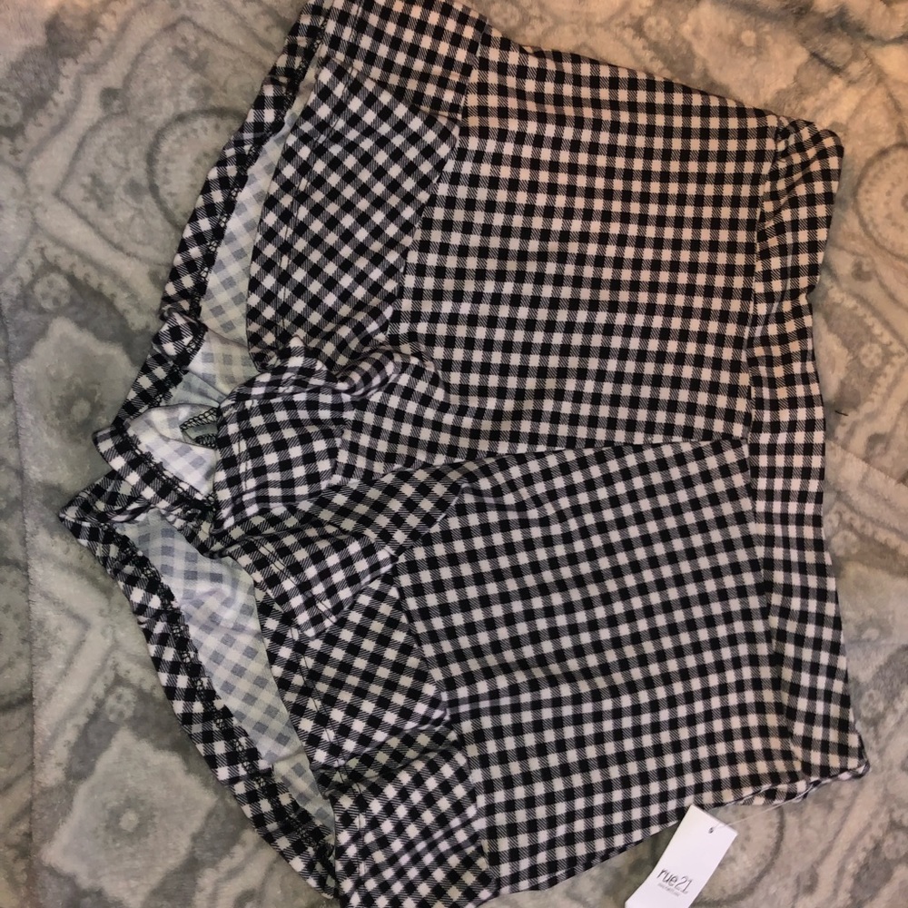 Shorts - Picture 2 of 2